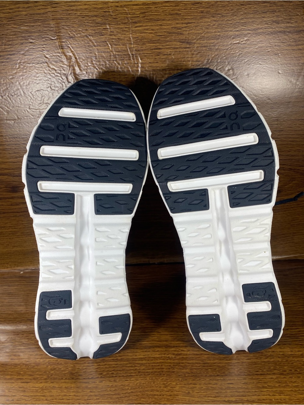 On Cloudtilt women’s shoe size 10.5 - Picture 11 of 12